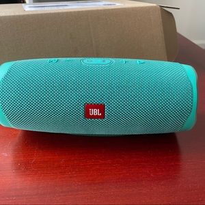 JBL Charge 4 Bluetooth Speaker